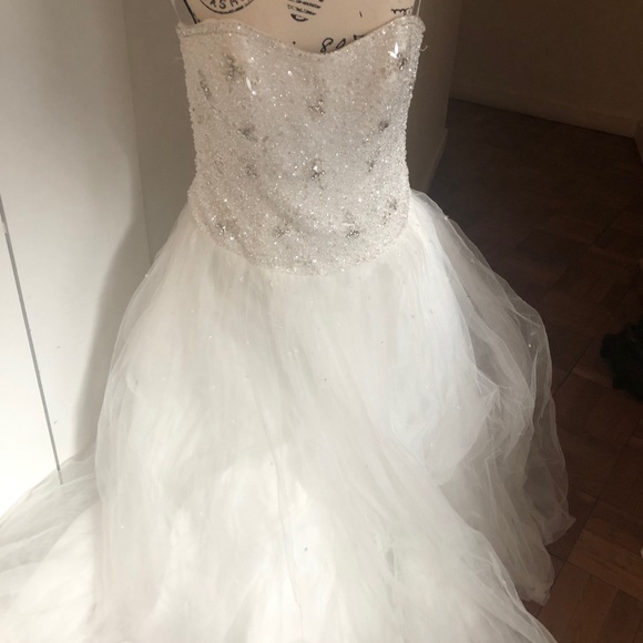 David’s Bridal Jewel Wedding Dress Sz 10 - Picture 4 of 15